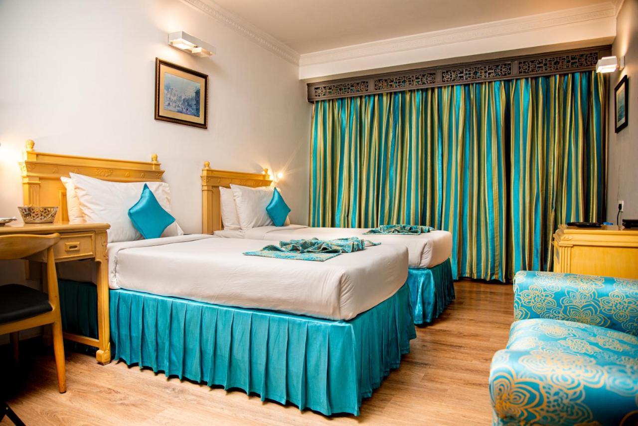 Golden Parkk Hotel Calcutta Buitenkant foto